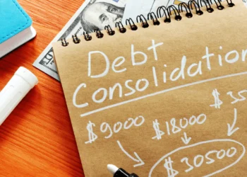 Consolidating Debt? The 5 Helpful Facts to Help You Decide